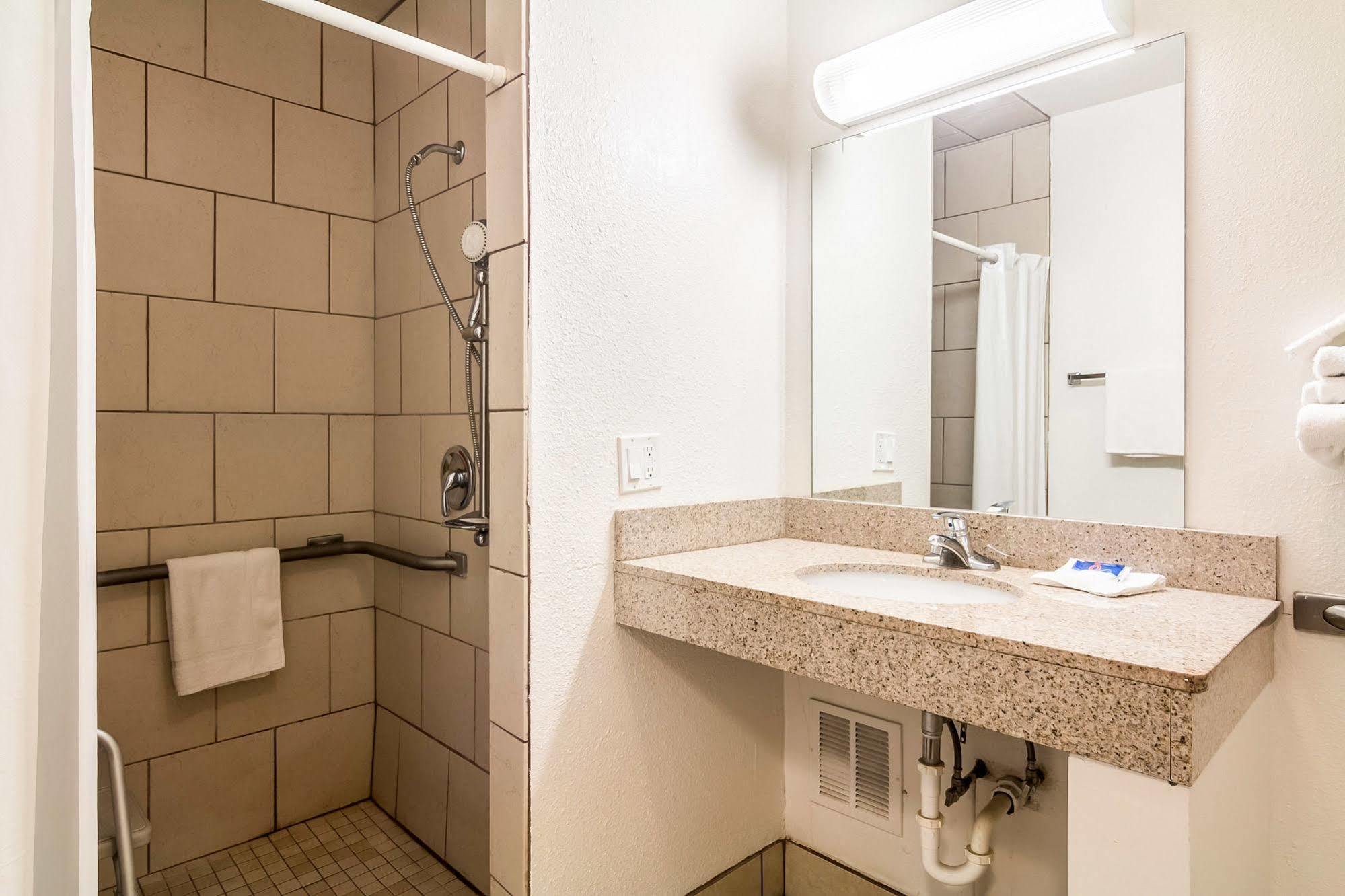 Motel 6-Janesville, Wi Экстерьер фото