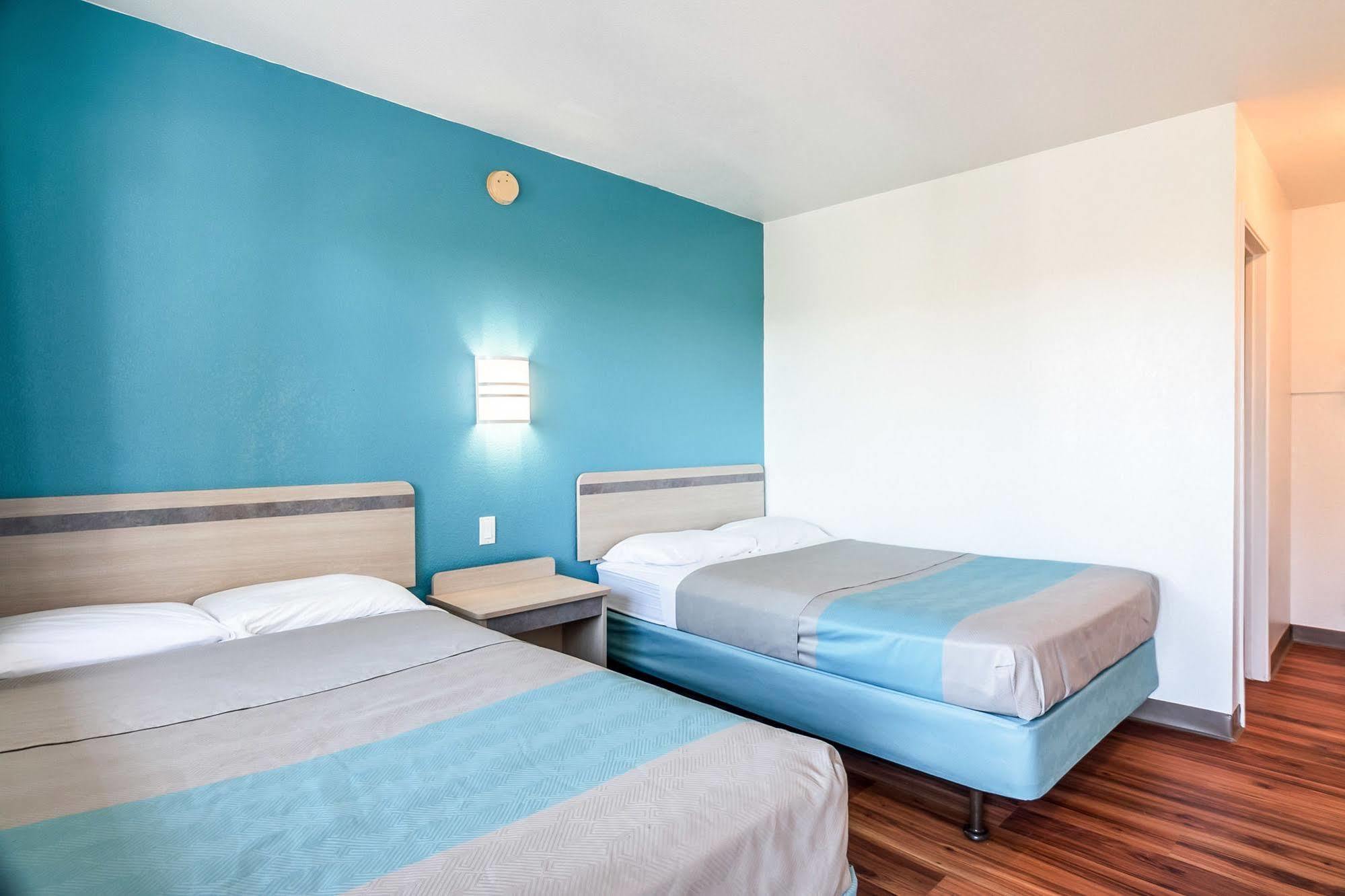 Motel 6-Janesville, Wi Экстерьер фото